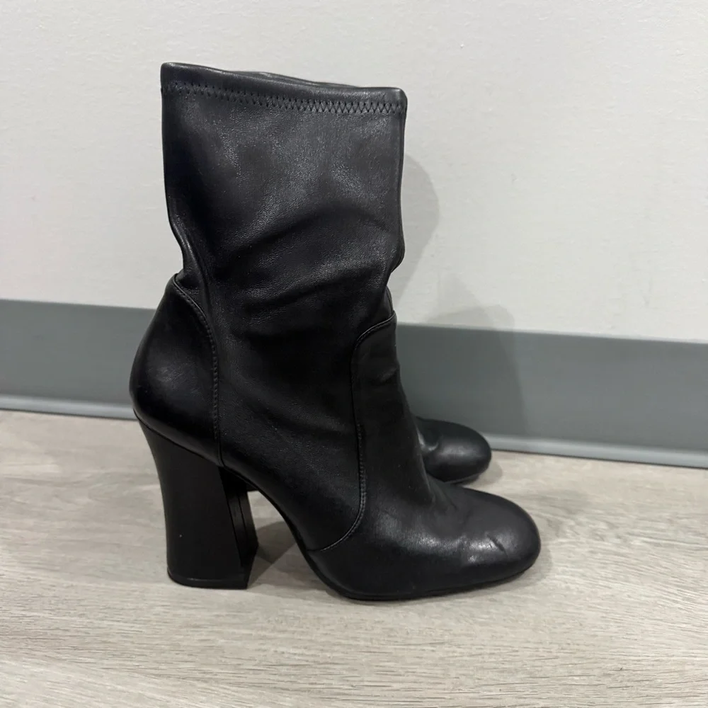 Stuart Weitzman Boots Curveblock 109 Ankle Booties in Napa Leather Black
